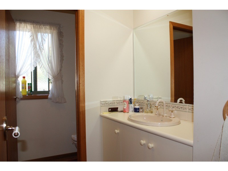 3 Hasluck Court, Sunbury VIC 3429