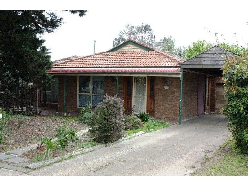 11 Macedon Street, Sunbury VIC 3429