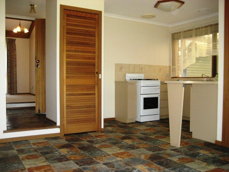 31 Marjorie Avenue, Sunbury VIC 3429