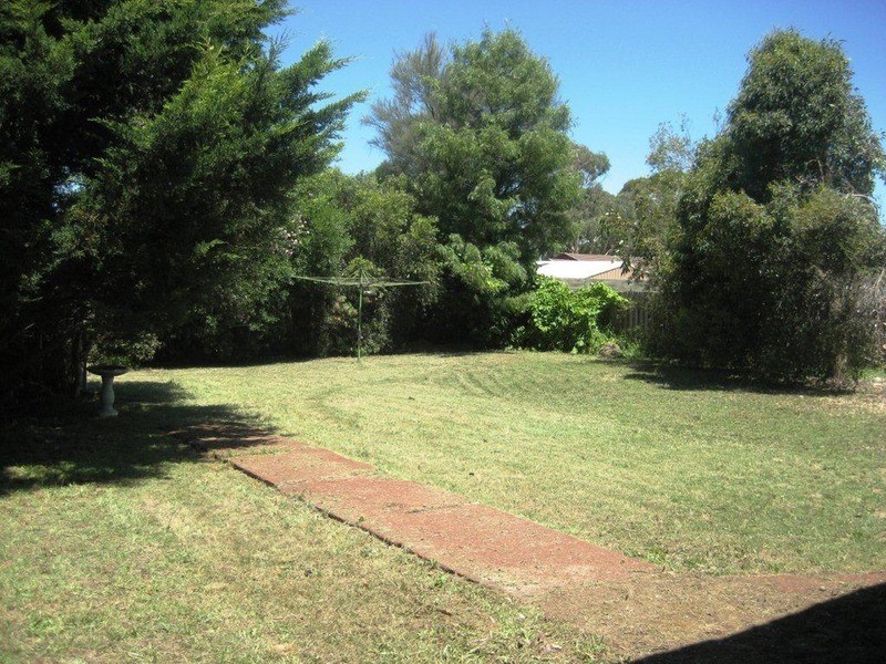 31 Marjorie Avenue, Sunbury VIC 3429