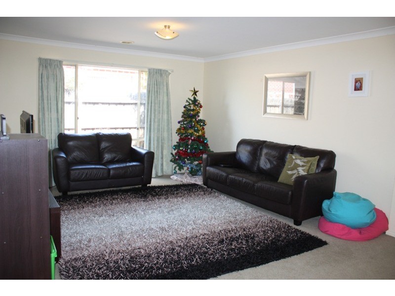 26 Charter Road East, Sunbury VIC 3429