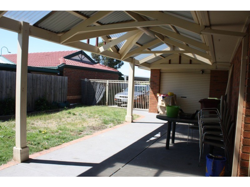 26 Charter Road East, Sunbury VIC 3429
