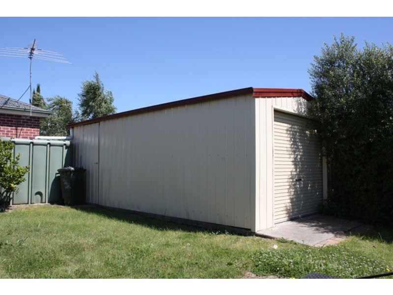 26 Charter Road East, Sunbury VIC 3429