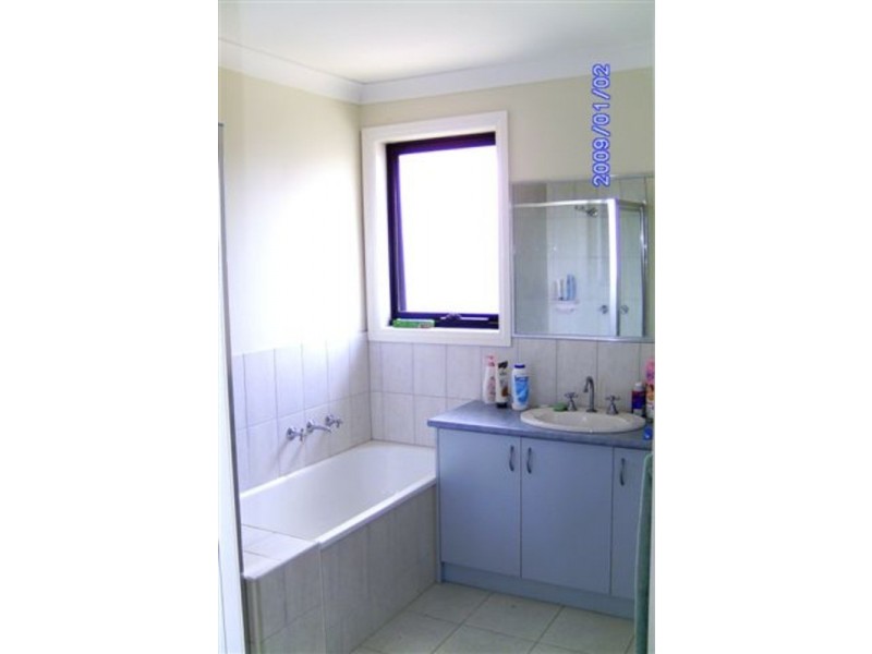 1/76 Horne Street, Sunbury VIC 3429