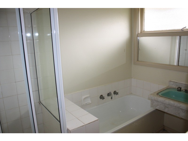 70 Mitchells Lane, Sunbury VIC 3429
