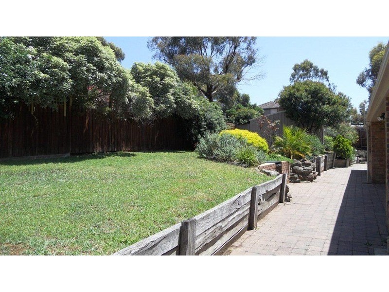 1 Chicola  Close, Sunbury VIC 3429