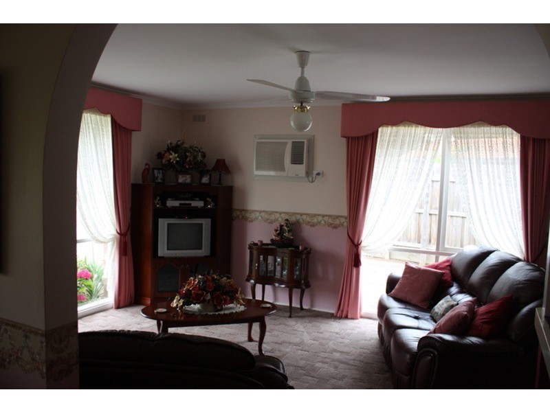 36 Gleneagles Drive, Sunbury VIC 3429