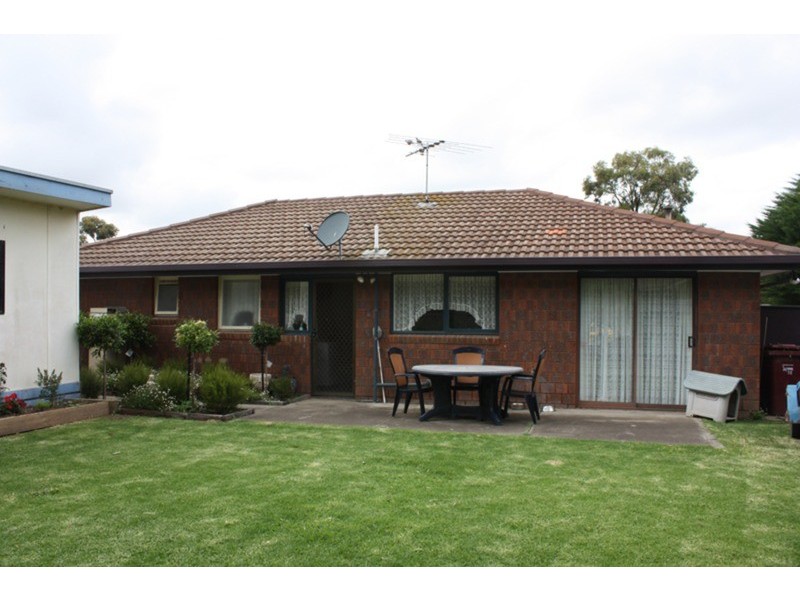 36 Gleneagles Drive, Sunbury VIC 3429