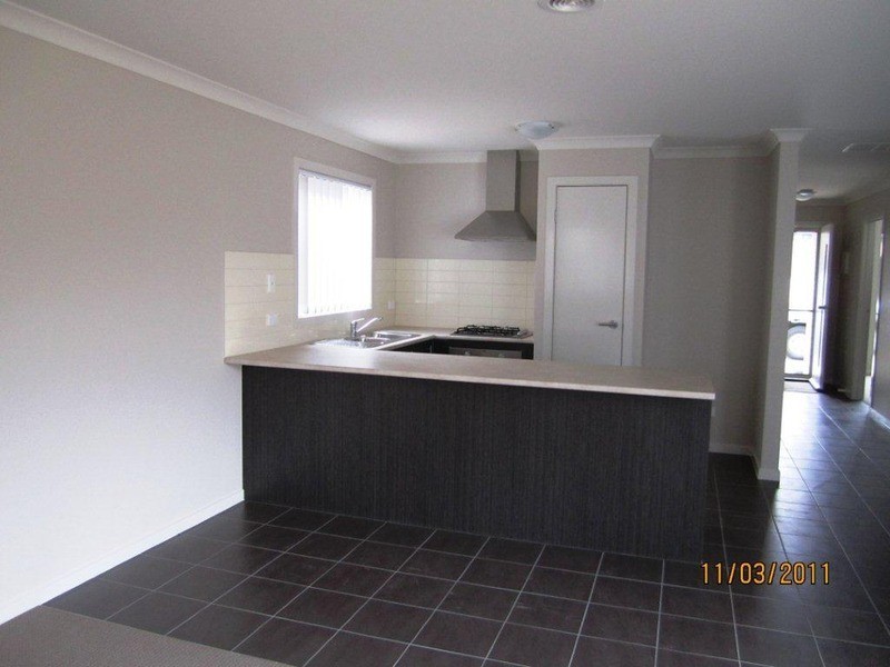 2/31 – 37 Cover Drive, Sunbury VIC 3429