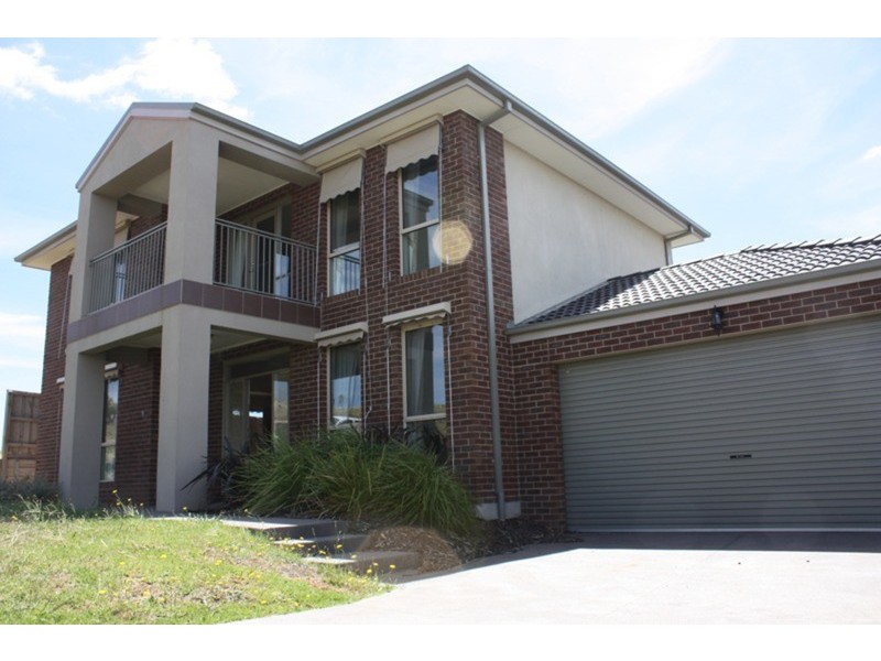 24 Windsor Rise, Sunbury VIC 3429