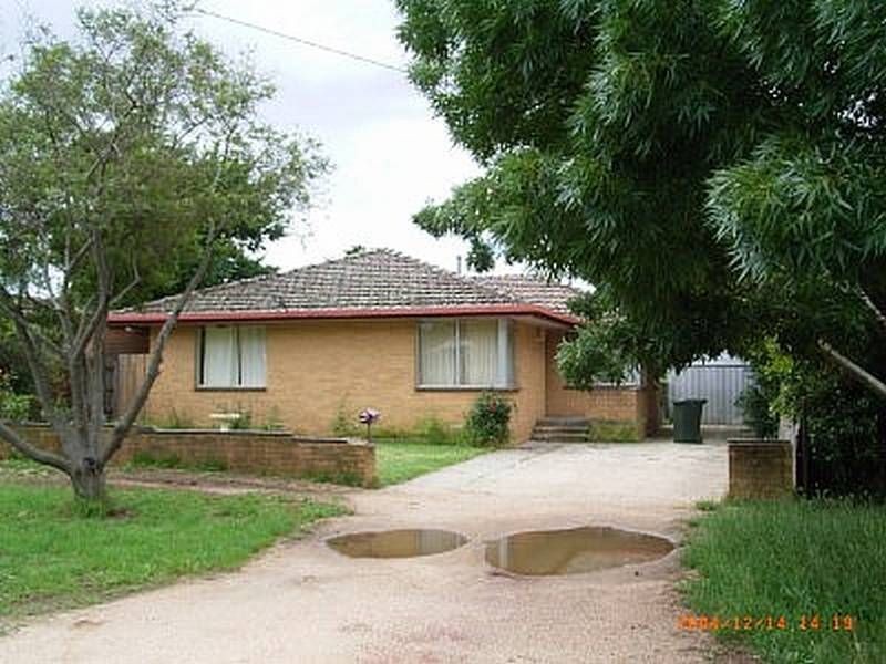 69 Station  Street, Sunbury VIC 3429