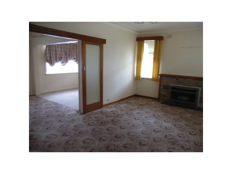 87 Mortlake Road, Warrnambool VIC 3280