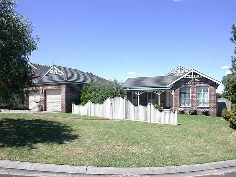8 Roslyn  Close, Warrnambool VIC 3280