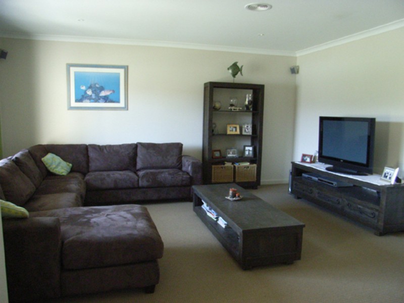 28 Huntingfield Drive, Warrnambool VIC 3280