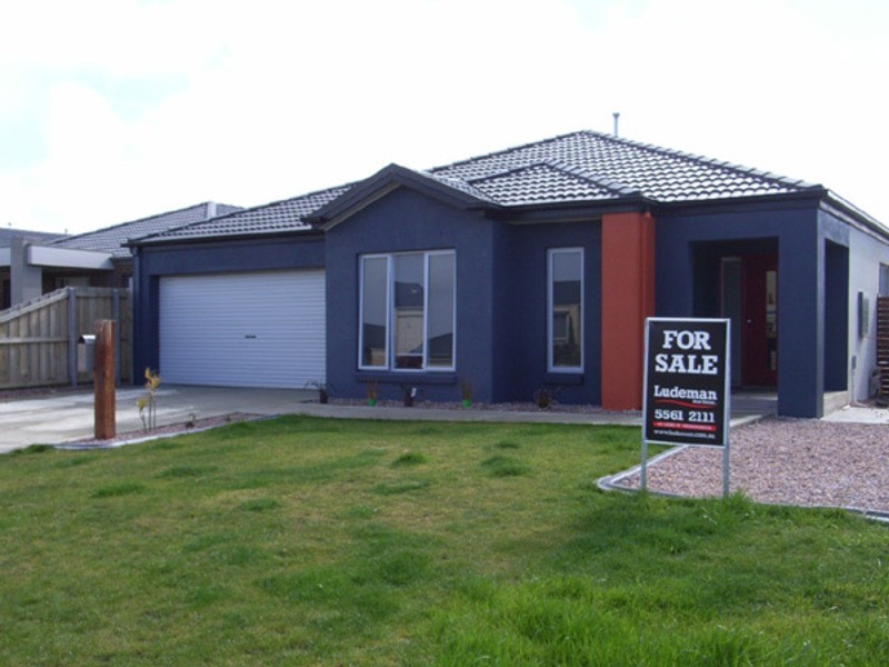 37 Huntingfield Drive, Warrnambool VIC 3280