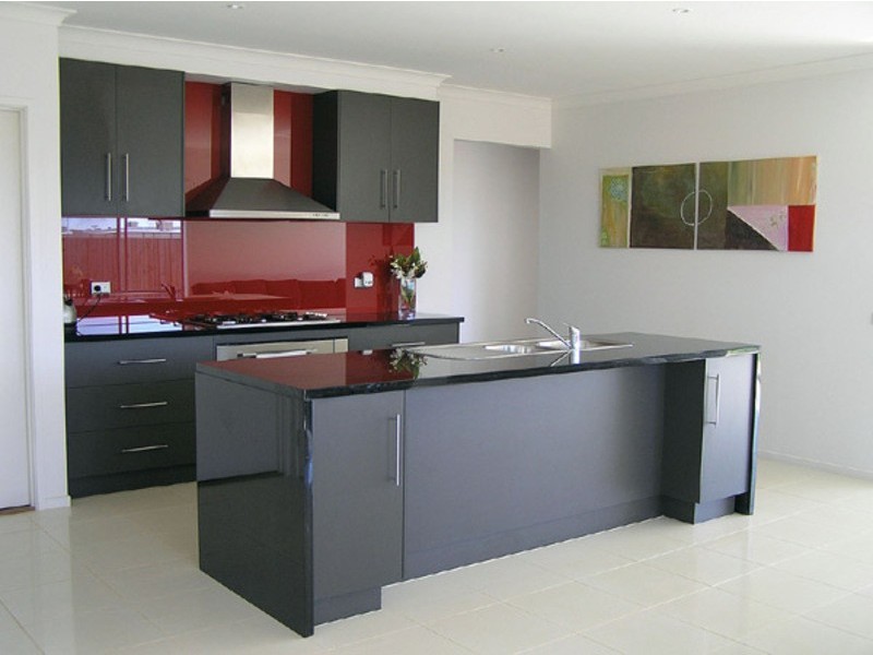 37 Huntingfield Drive, Warrnambool VIC 3280