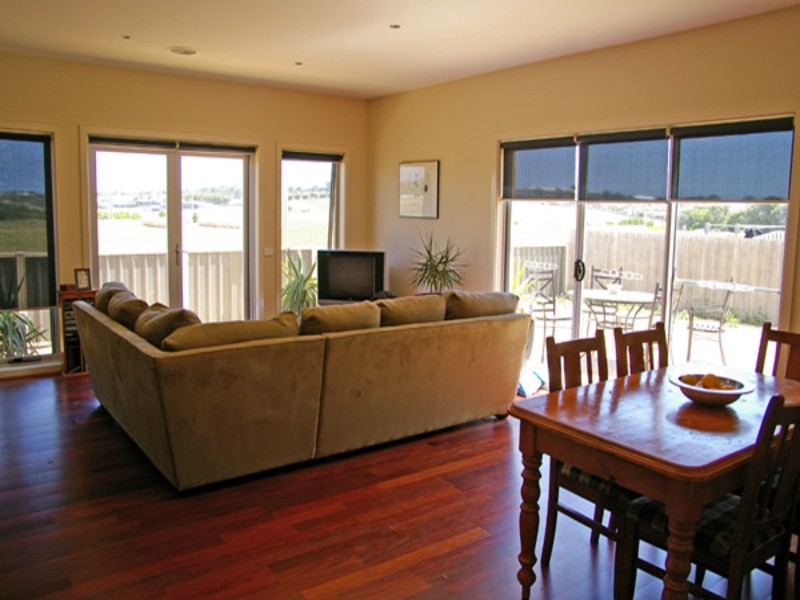 8 Neathfield Court, Warrnambool VIC 3280