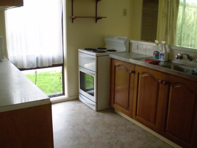 15 Wooles Avenue, Warrnambool VIC 3280