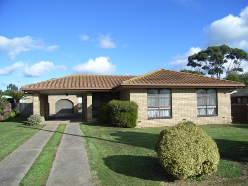 9 Anne Street, Koroit VIC 3282