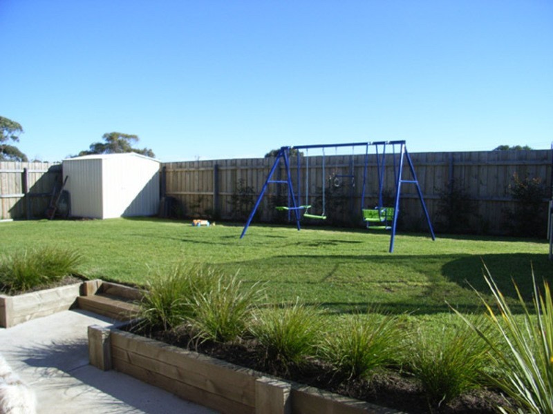12 Golden Spring Court, Warrnambool VIC 3280