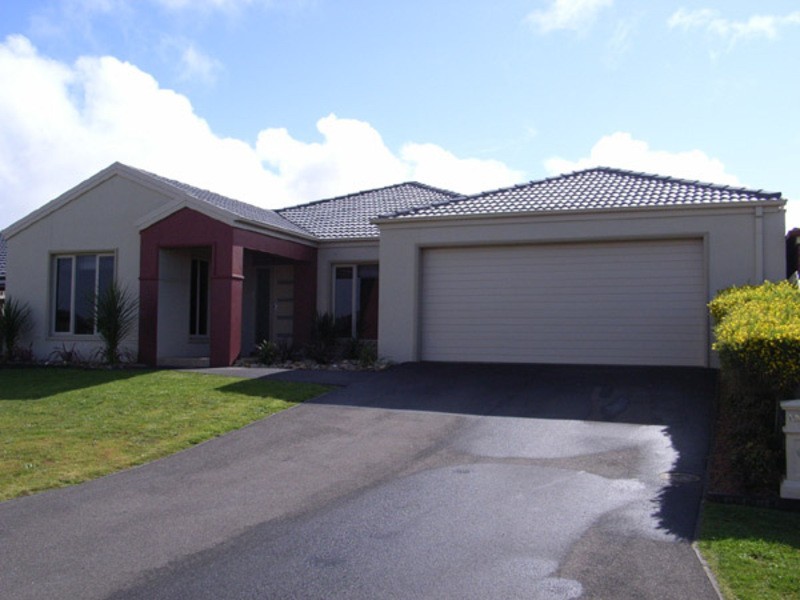 31 Huntingfield Drive, Warrnambool VIC 3280