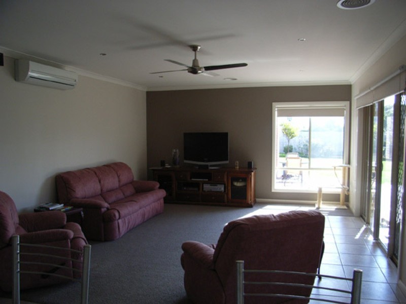 31 Huntingfield Drive, Warrnambool VIC 3280