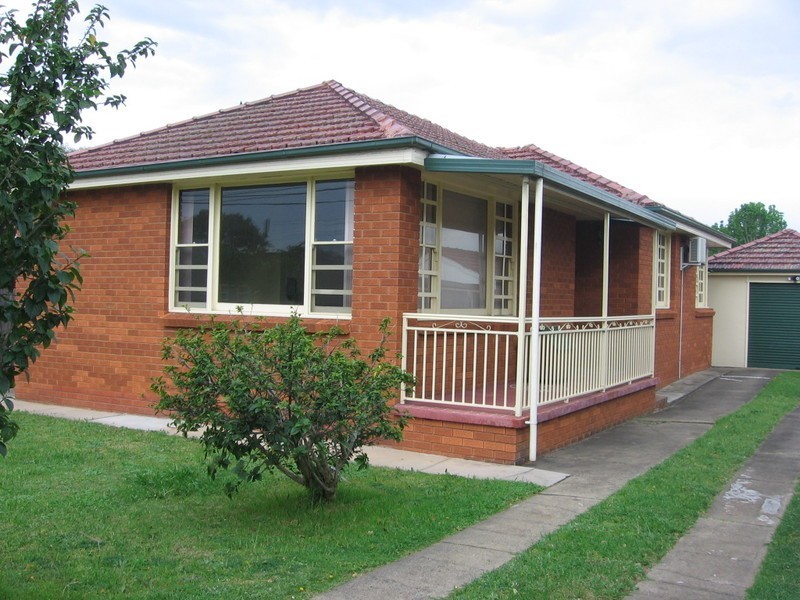 5 Vivian Crescent, Berala NSW 2141