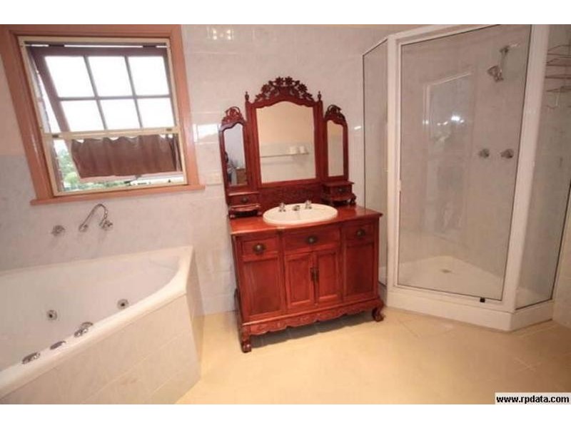 16 Wellington Road, Auburn NSW 2144