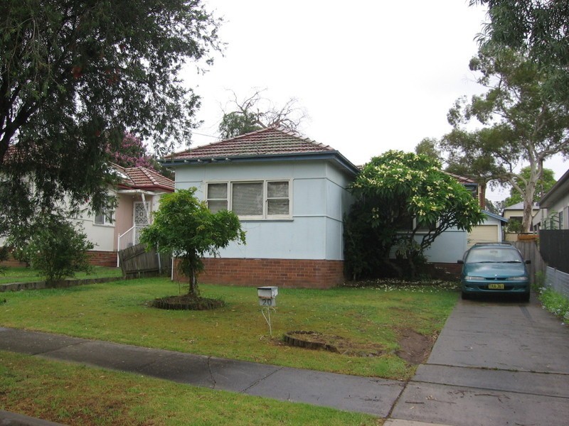 20 Bradley Avenue, Berala NSW 2141