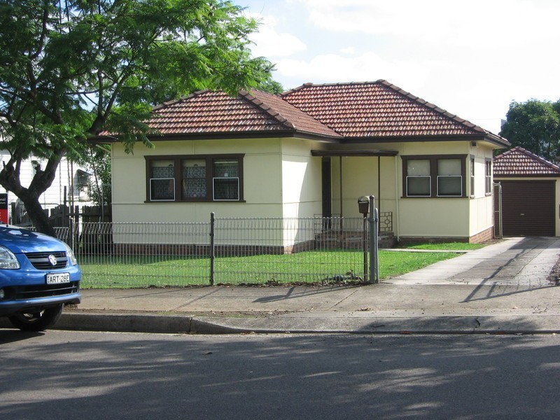 42 Regent Street, Regents Park NSW 2143