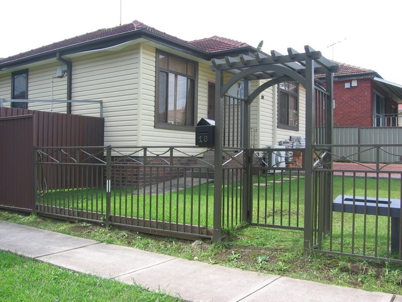 13 Kerslake Avenue, Regents Park NSW 2143