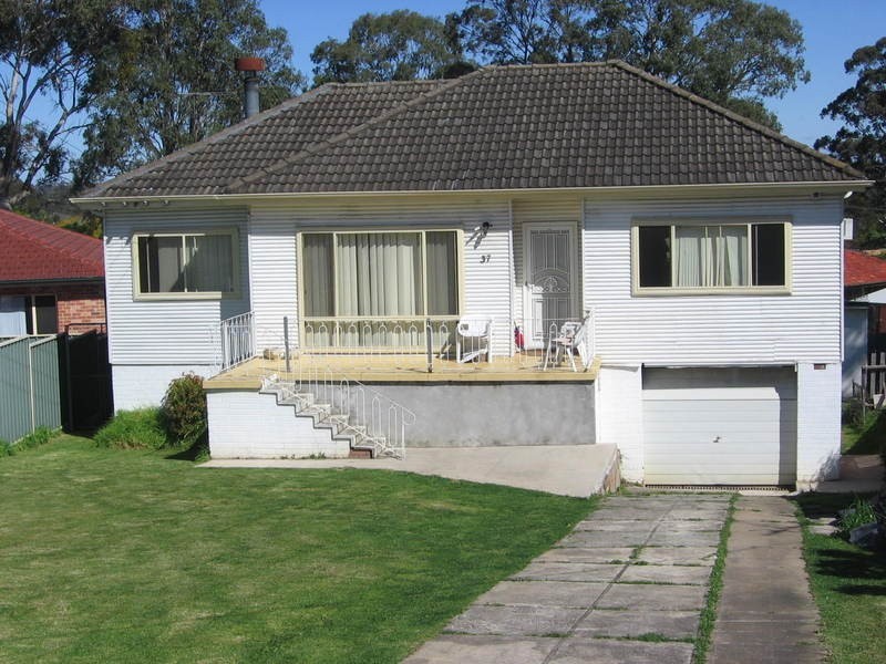 37 Smiths Street, Cabramatta NSW 2166