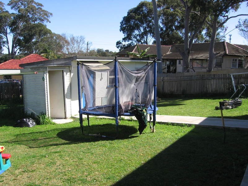 37 Smiths Street, Cabramatta NSW 2166