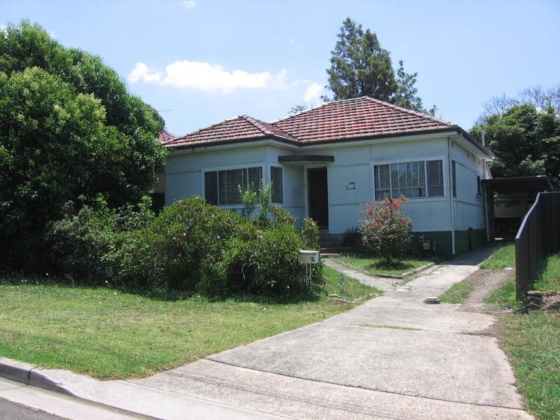 16 Angus Avenue, Auburn NSW 2144