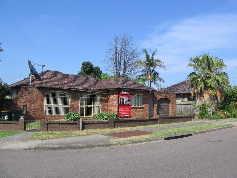 47 Kibo Road, Regents Park NSW 2143