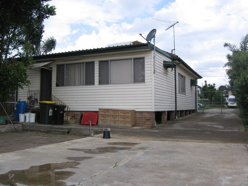 25 Cutcliffe Avenue, Regents Park NSW 2143