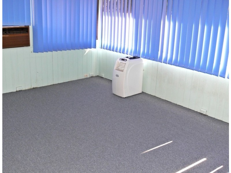 2 Michele Court, Regents Park NSW 2143