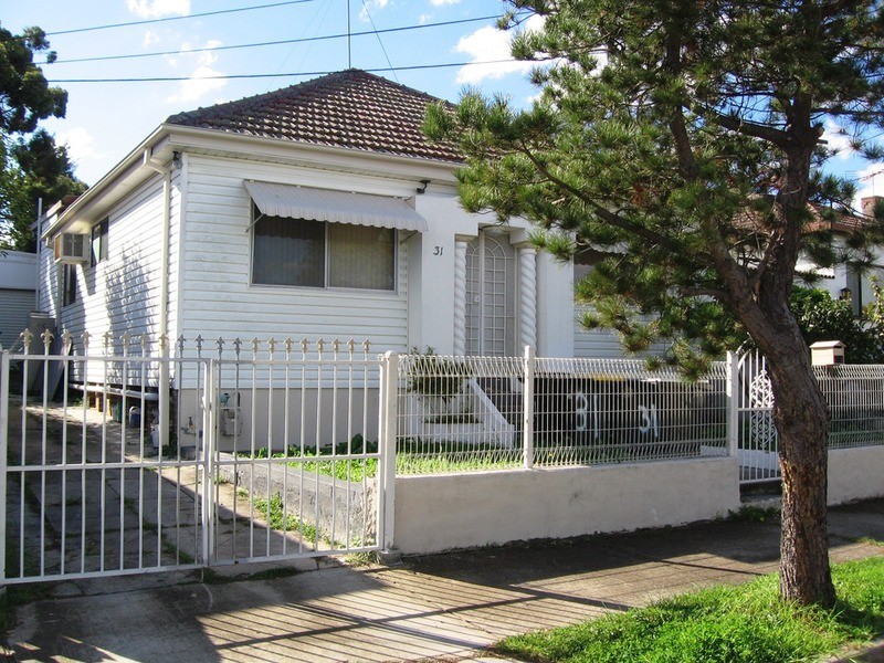 31 Kent Street, Regents Park NSW 2143