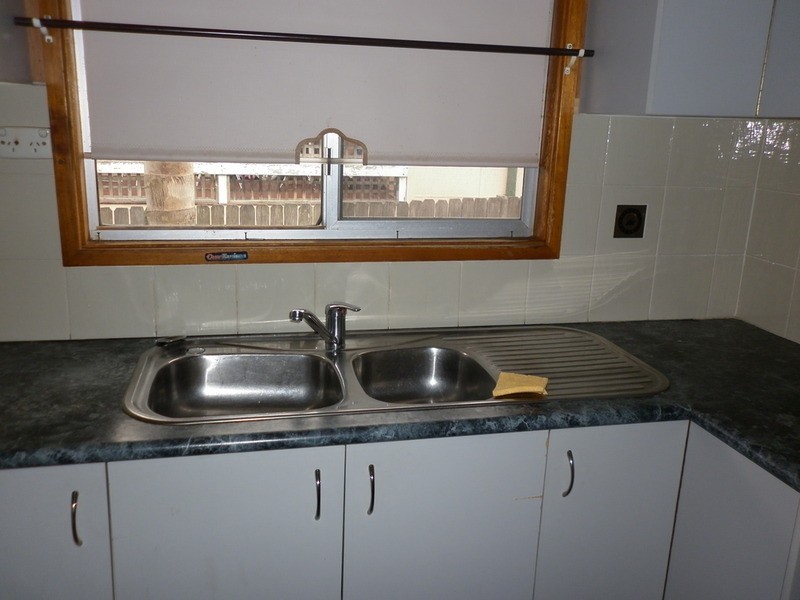 25 Cutcliffe Avenue, Regents Park NSW 2143