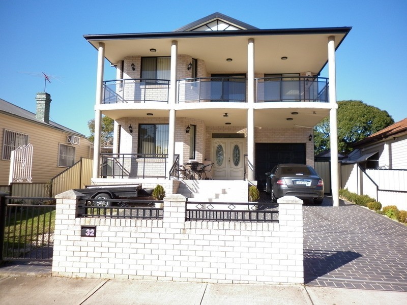 32 Ettalong Street, Auburn NSW 2144