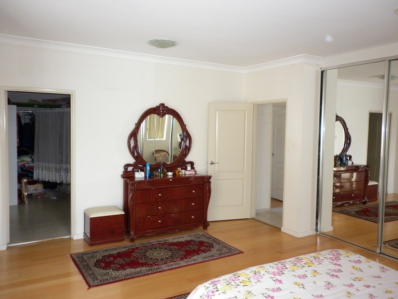 32 Ettalong Street, Auburn NSW 2144