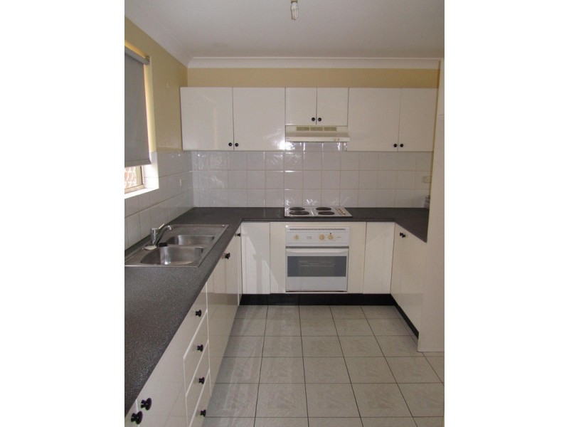 4/113 Wellington Road, Sefton NSW 2162