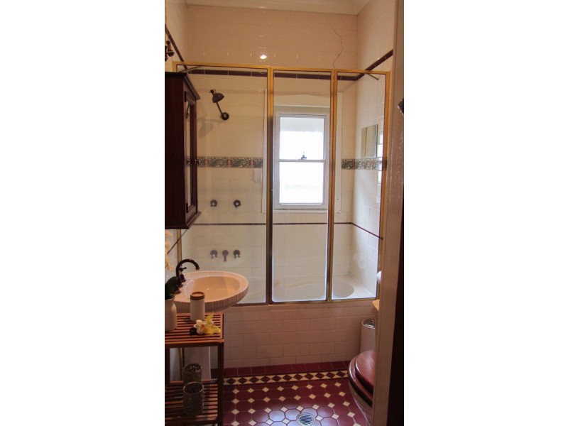 40 Kibo Road, Regents Park NSW 2143