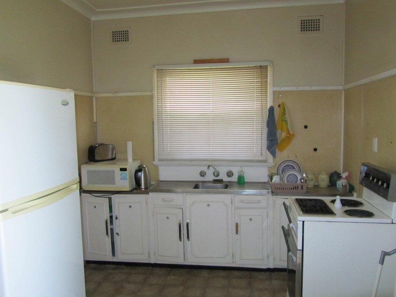 11 Dawson  Street, Fairfield Heights NSW 2165