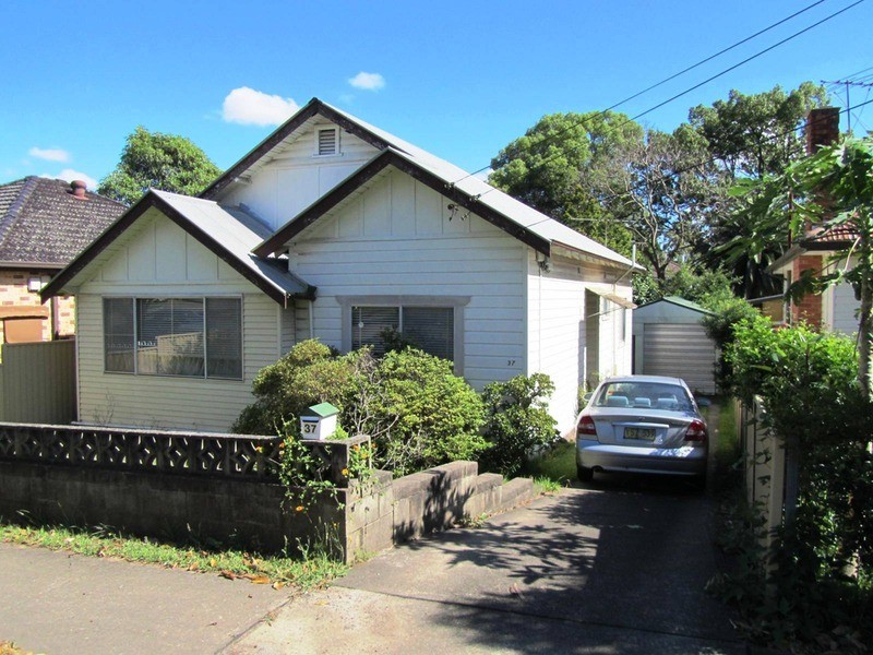 37 Berry Street, Regents Park NSW 2143