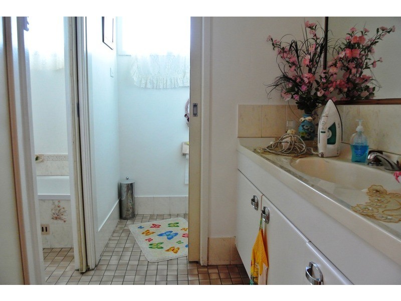 8a Kennington Oval, Auburn NSW 2144