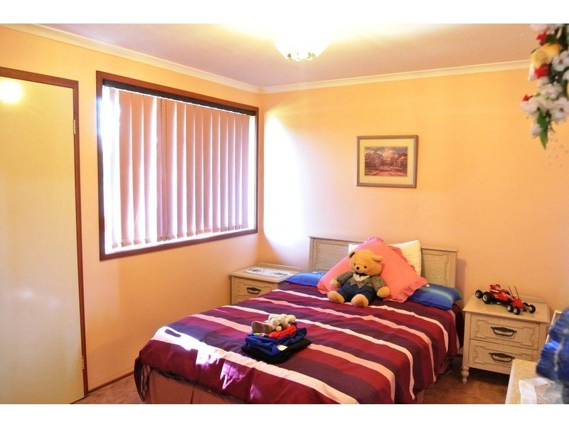 8a Kennington Oval, Auburn NSW 2144