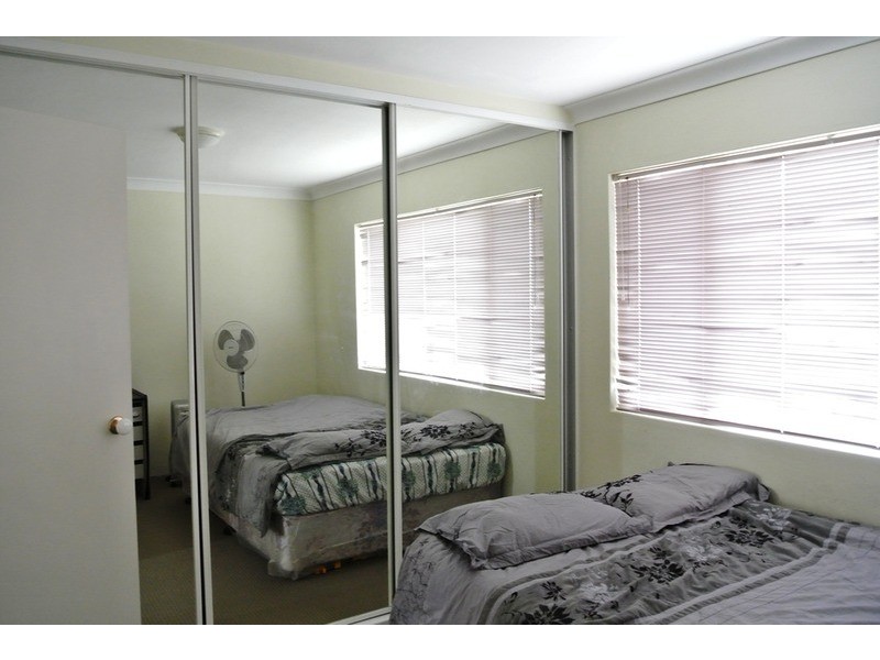 4/28 Edwin  Street, Regents Park NSW 2143