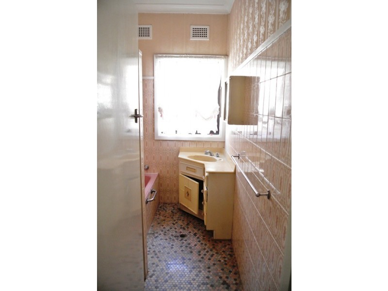 9 St Johns avenue, Auburn NSW 2144