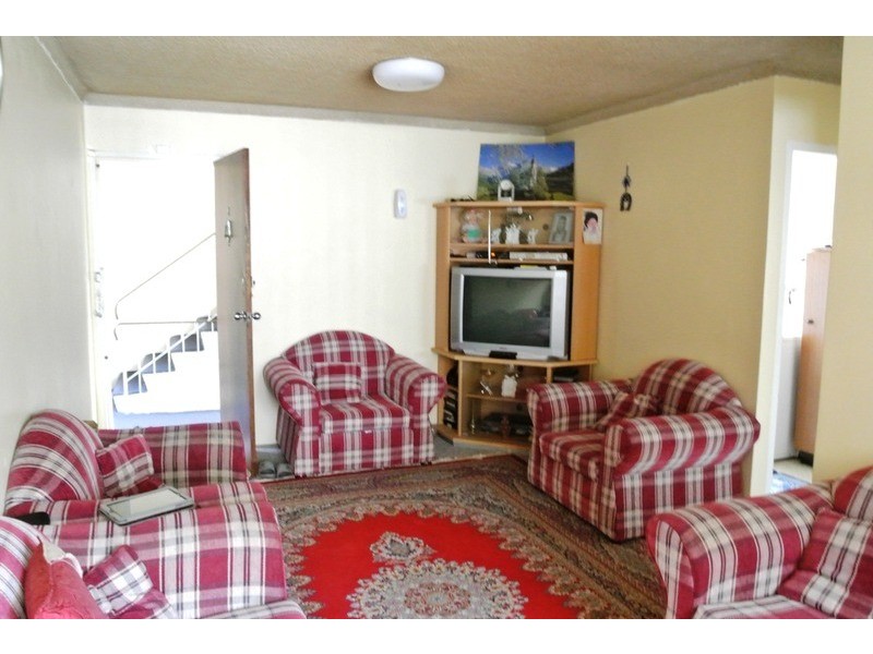 8/7-17 Edwin  Street, Regents Park NSW 2143